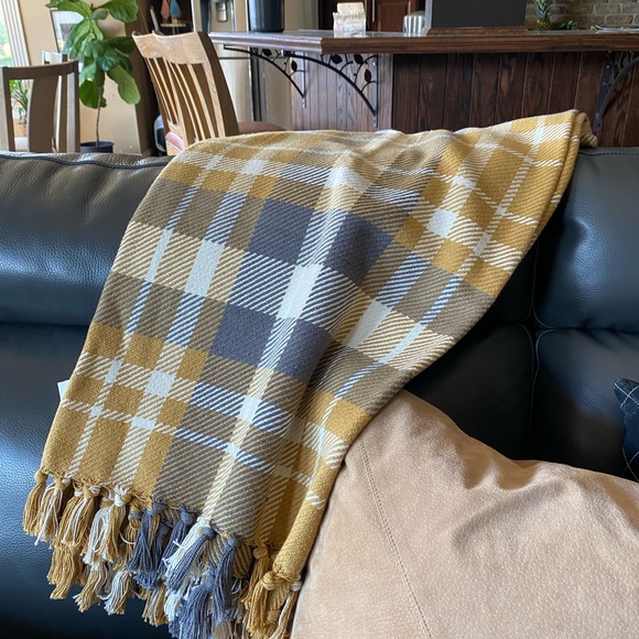 Other - Artistic Throw Blanket Plaid Yellow Brown 50x70”Cotton Fringe Lightweight